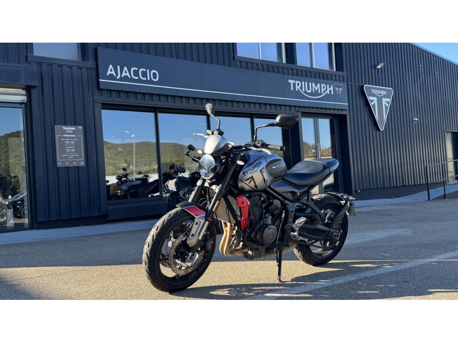 TRIUMPH TRIDENT 660 FULL 2024