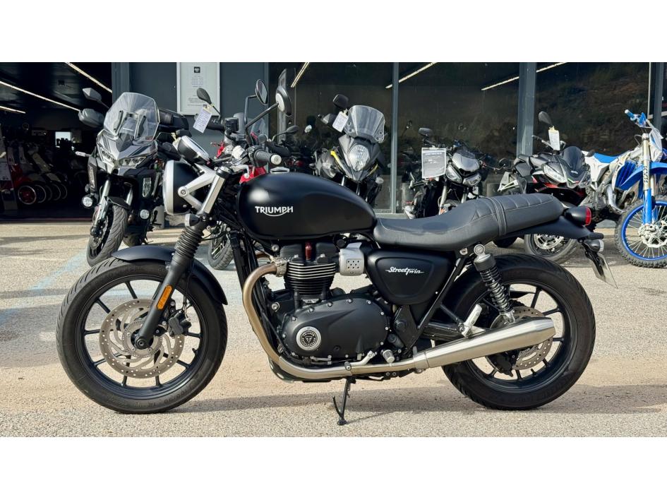 TRIUMPH STREET TWIN 900 FULL 2017