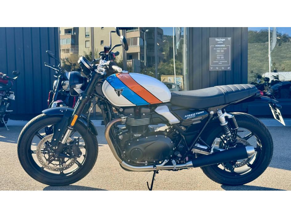 TRIUMPH SPEED TWIN 900 2025