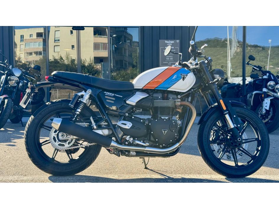 TRIUMPH SPEED TWIN 900 2025
